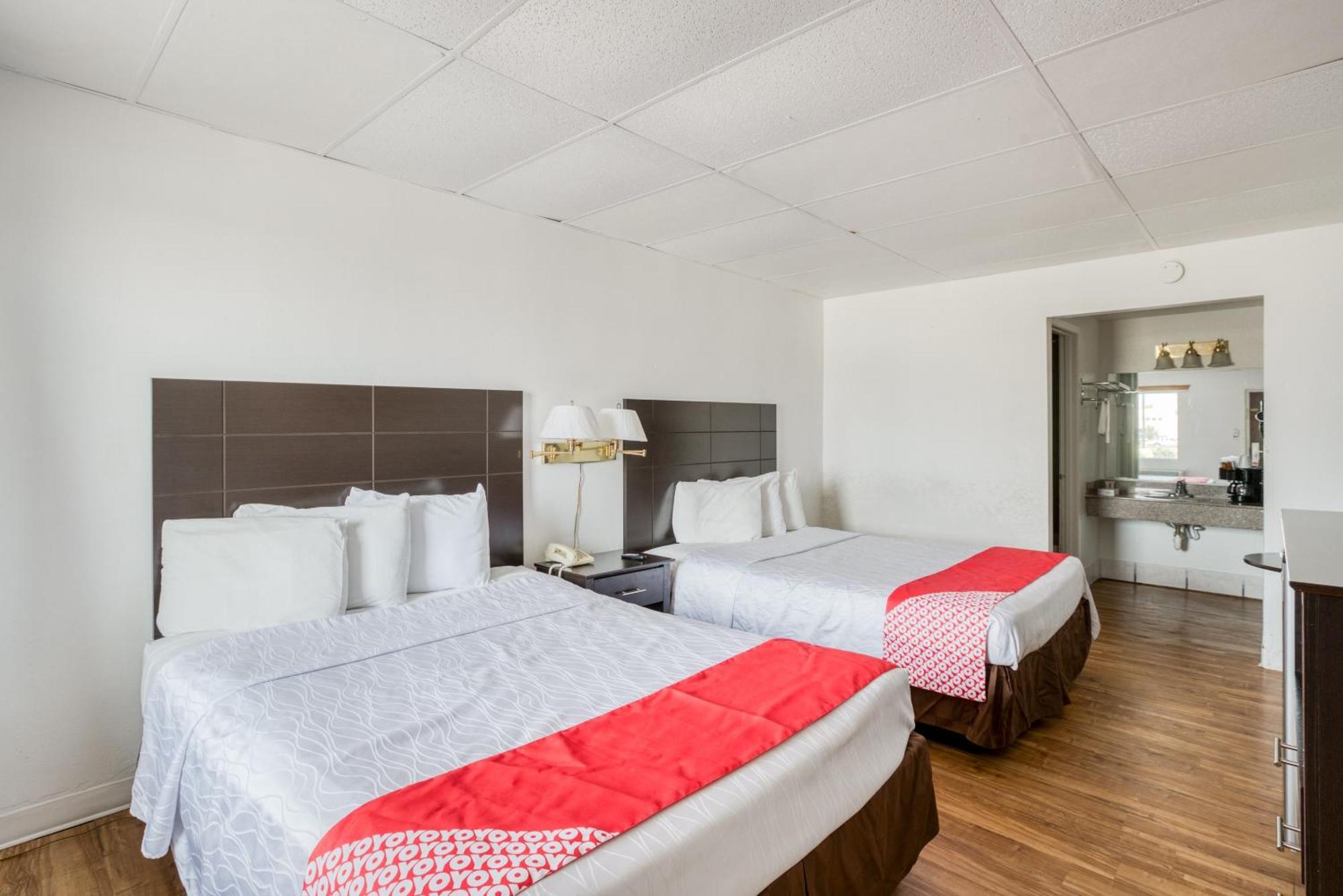 Oyo Hotel San Antonio Lackland Air Force Base West Exterior foto